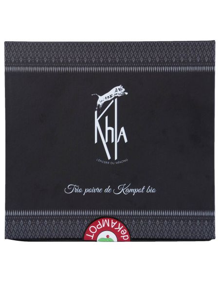 Coffret trois Poivres de Kampot - (Noir 120g - Rouge 120g - Blanc 120g) - Biologique - Premium - en grains- KHLA Coffret trois Poivres de Kampot - (Noir 120g - Rouge 120g - Blanc 120g) - Biologique - Premium - en grains- KHLA