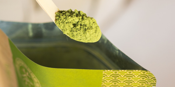 Le Thé Matcha : Un Trésor Vert aux Multiples Vertus